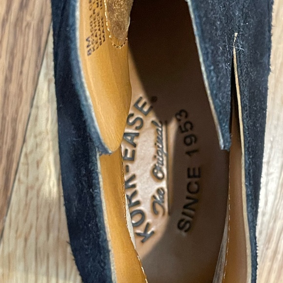 Kork Ease booties, black suede. Size 8. Great condition. - Picture 4 of 7